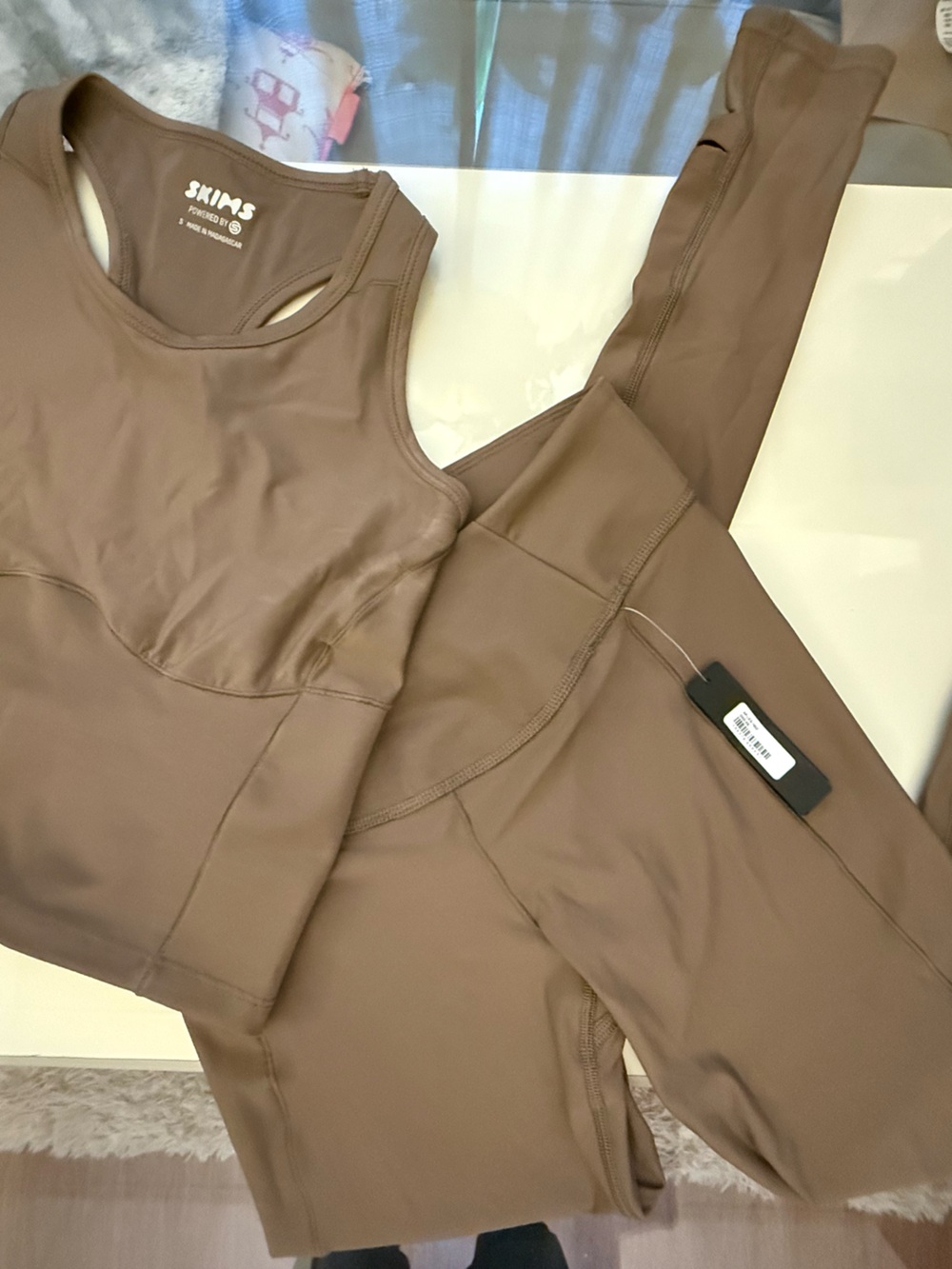 Skims 2pc Performance Set, Tank + Leggings
